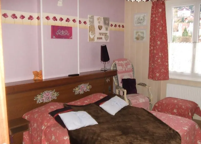 Hotel Aux P'tits Boulas 2*